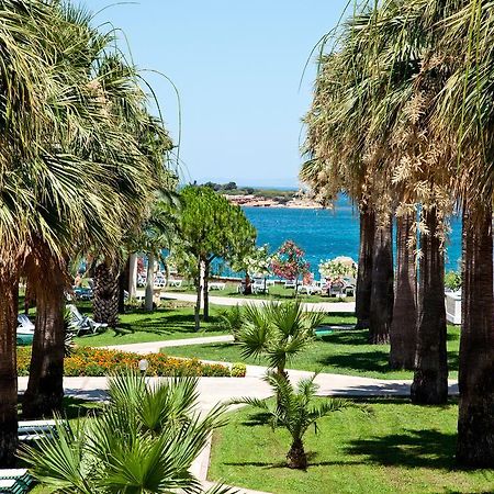 Club Tarhan Beach Дидим Екстериор снимка